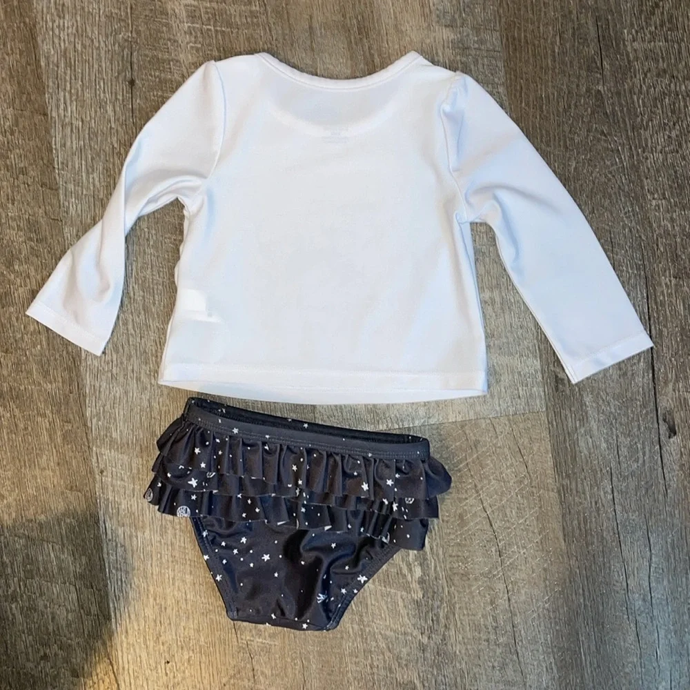 babyGap | Star Wars™ Recycled Polyester 2-Piece Swim Set size 6-12 months